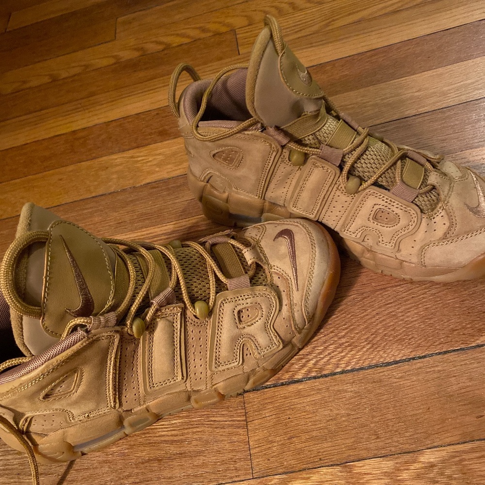 Nike Uptempo